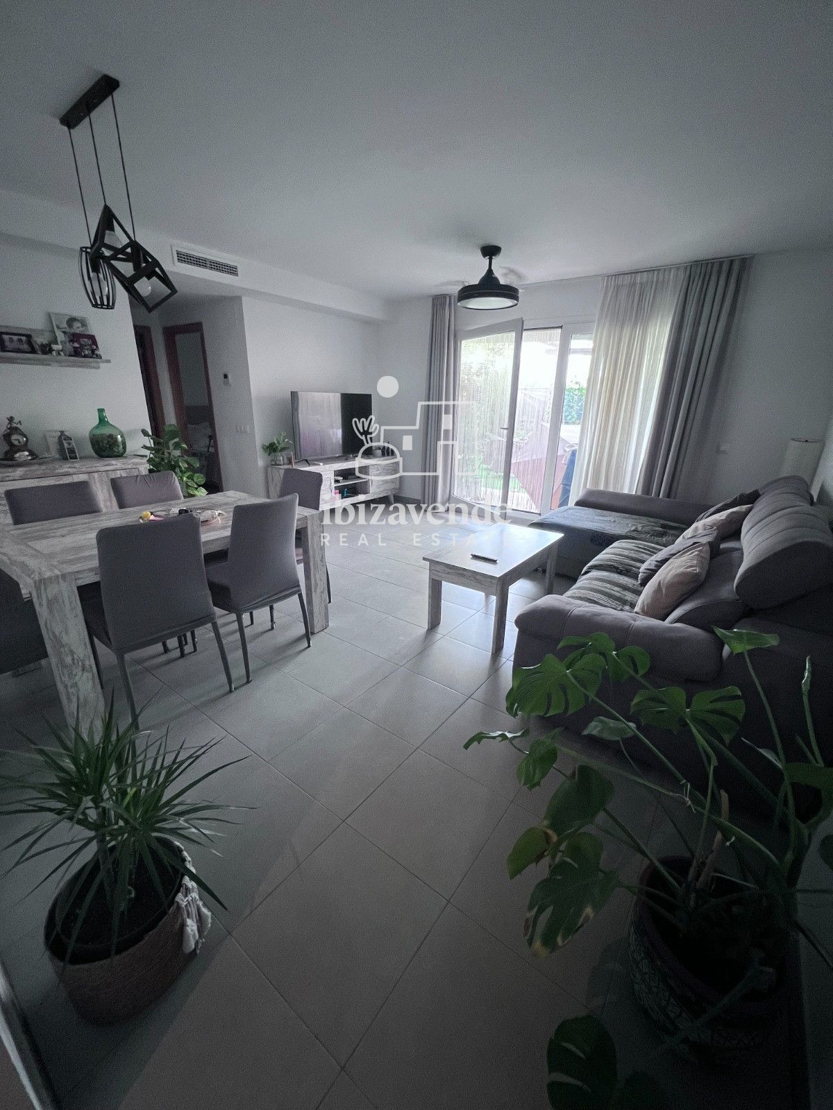 Mobilia Inmueble Image