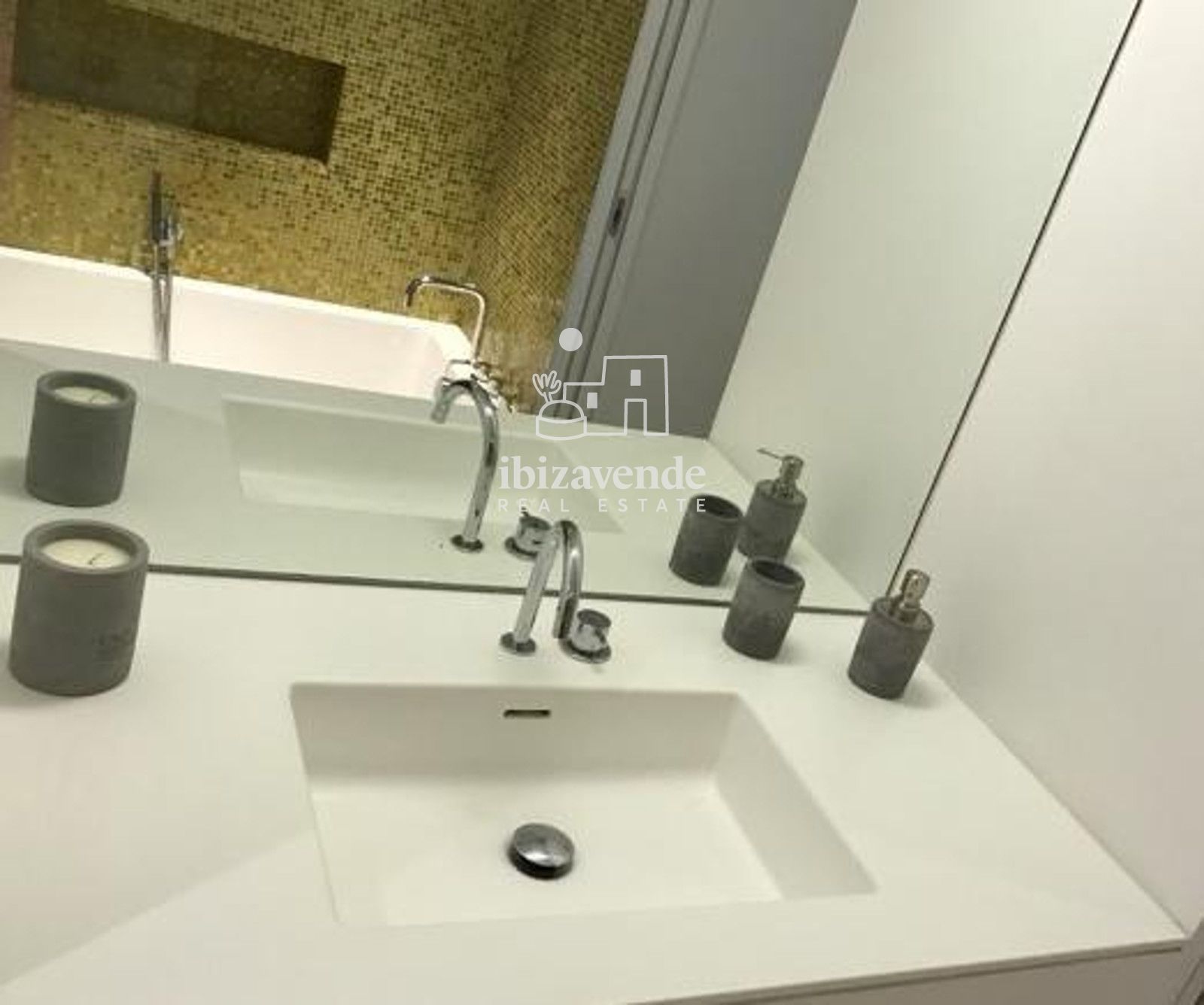 Mobilia Inmueble Image