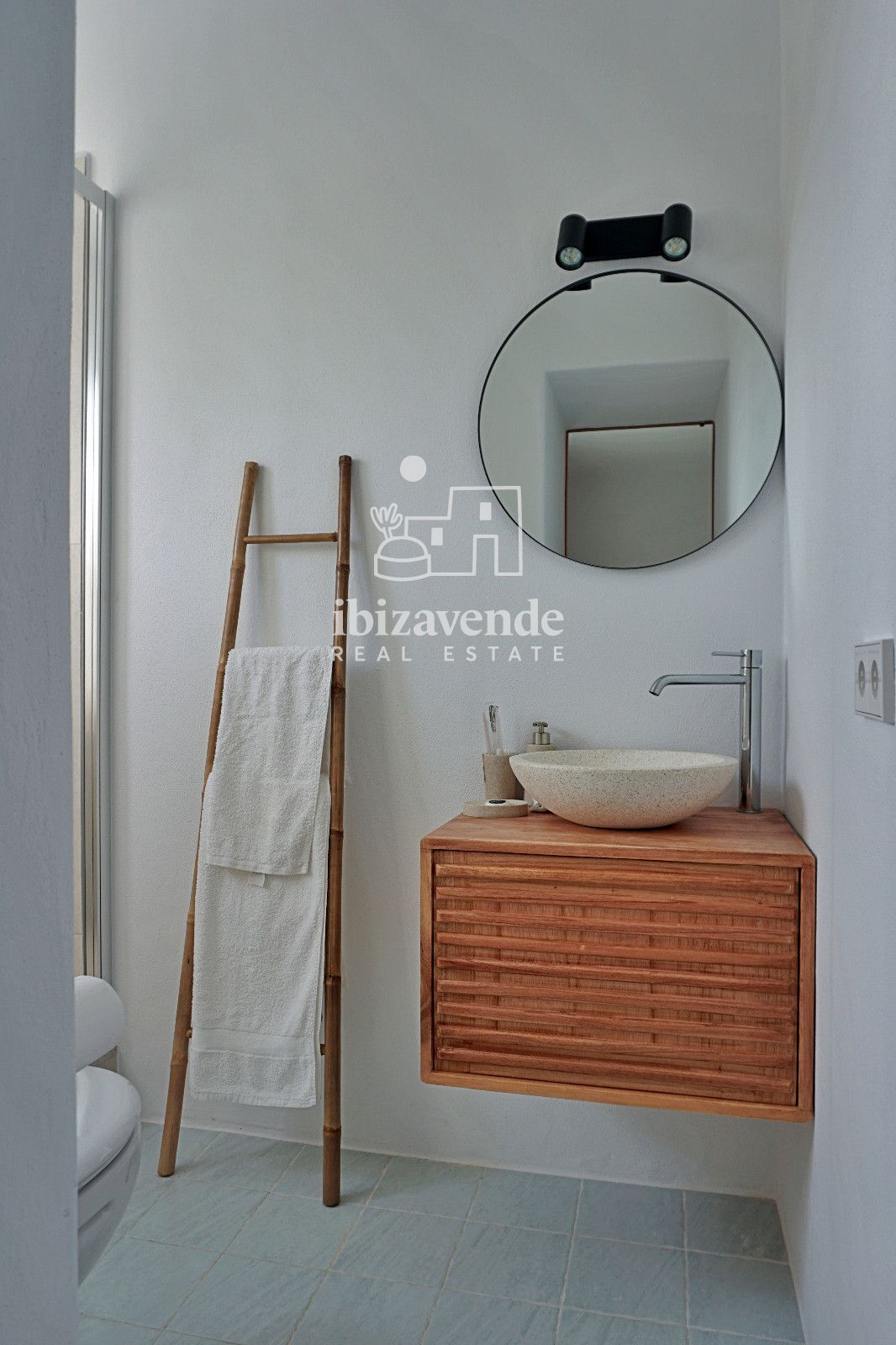 Mobilia Inmueble Image