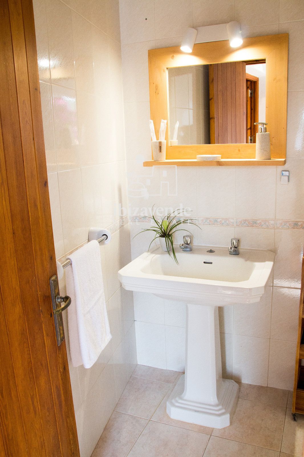 Mobilia Inmueble Image