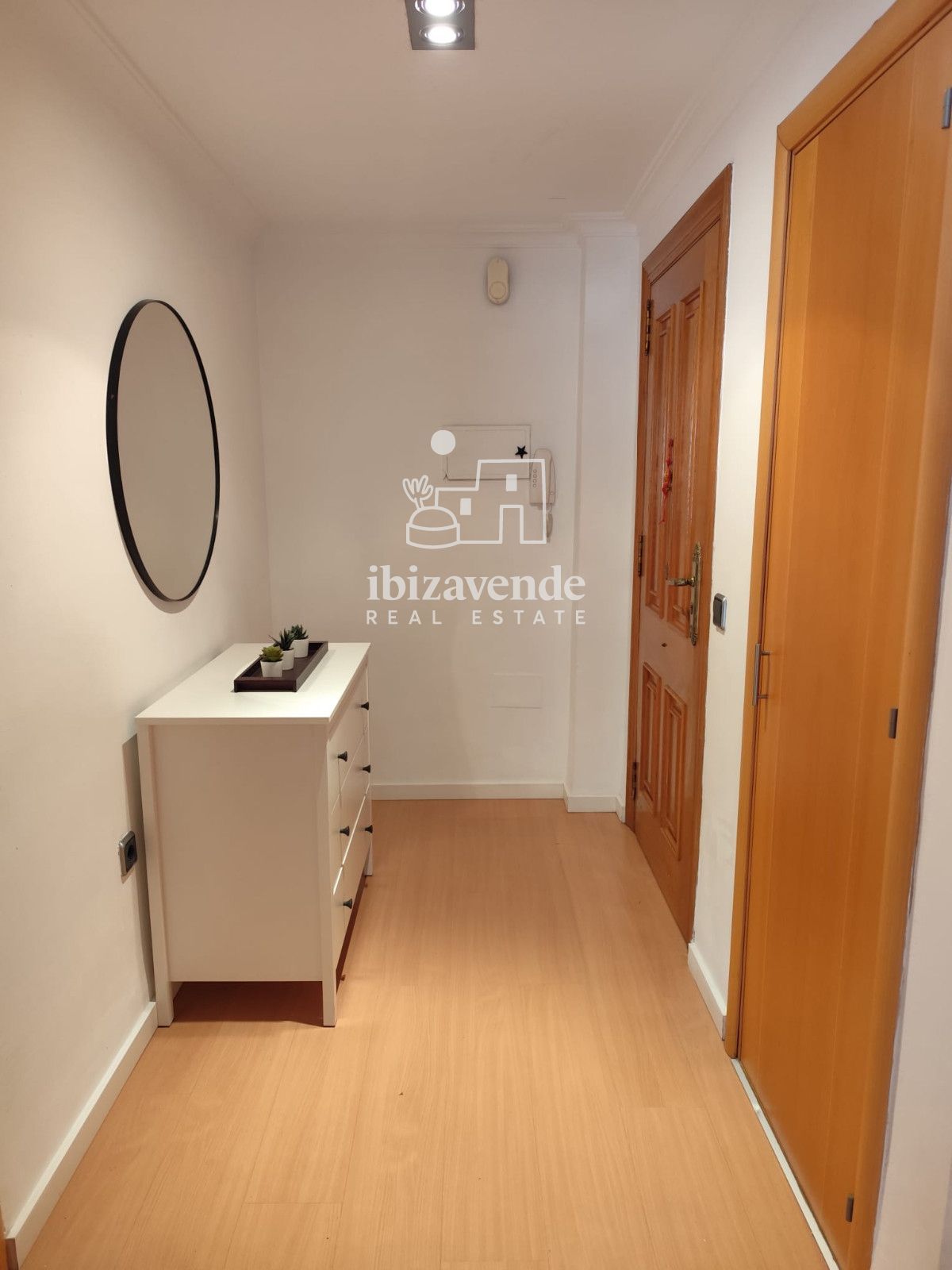 Mobilia Inmueble Image
