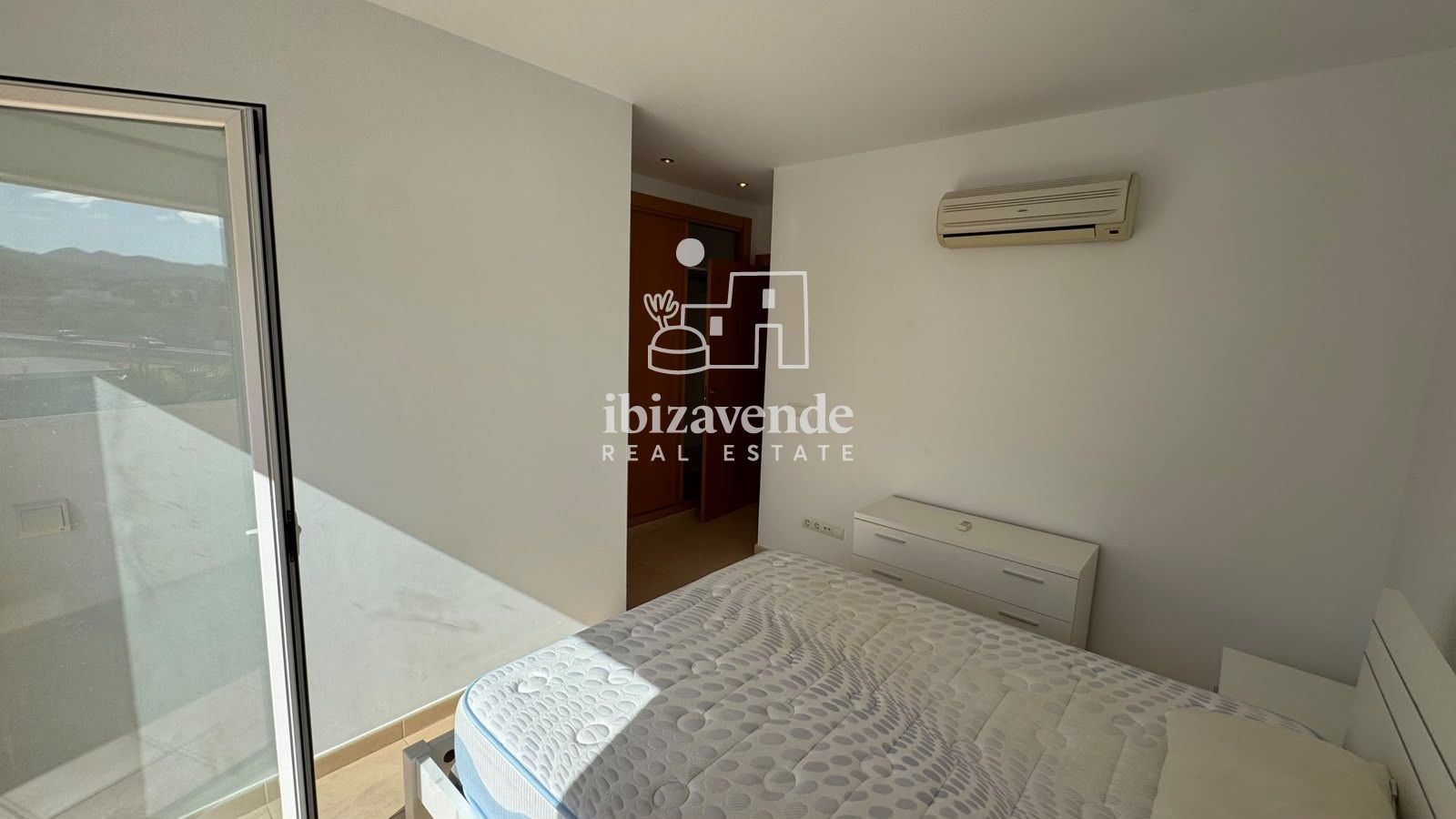 Mobilia Inmueble Image
