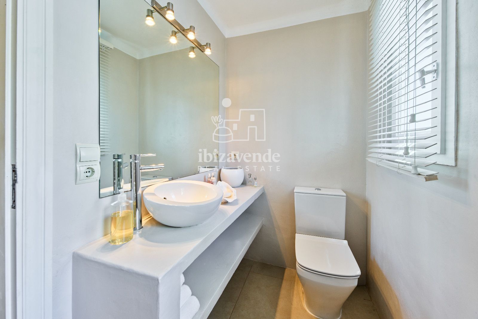 Mobilia Inmueble Image
