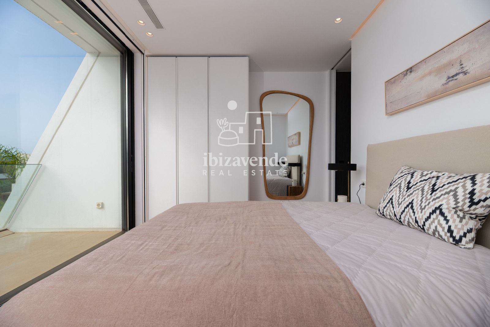 Mobilia Inmueble Image