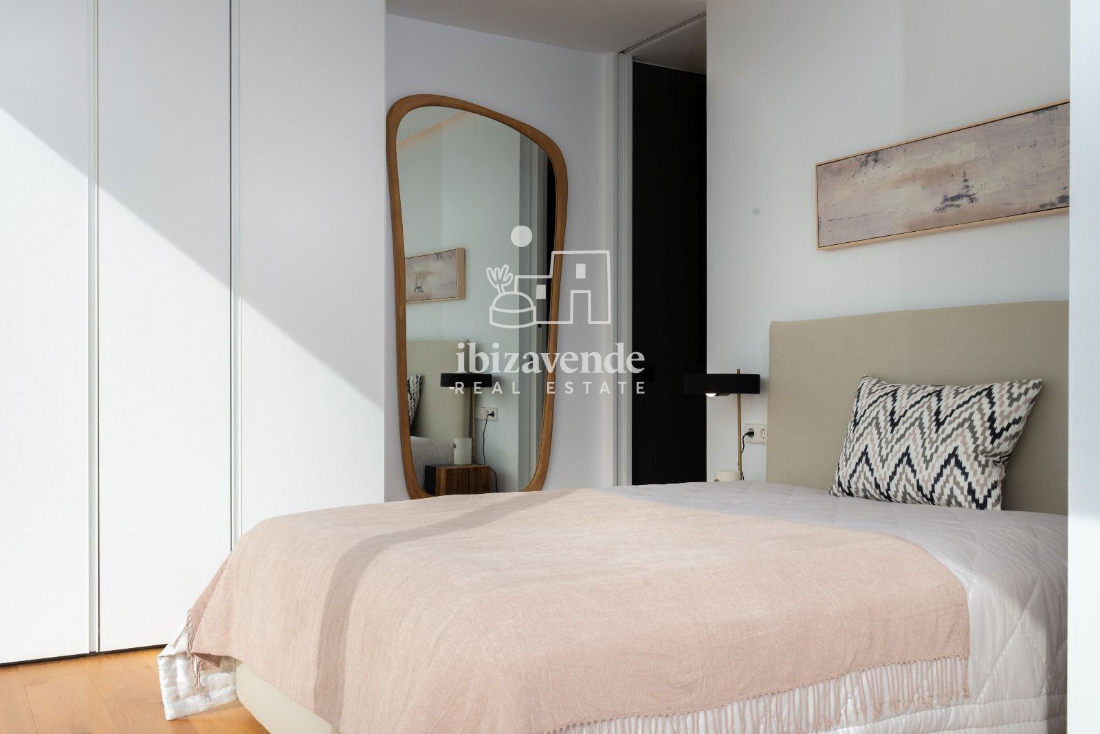 Mobilia Inmueble Image