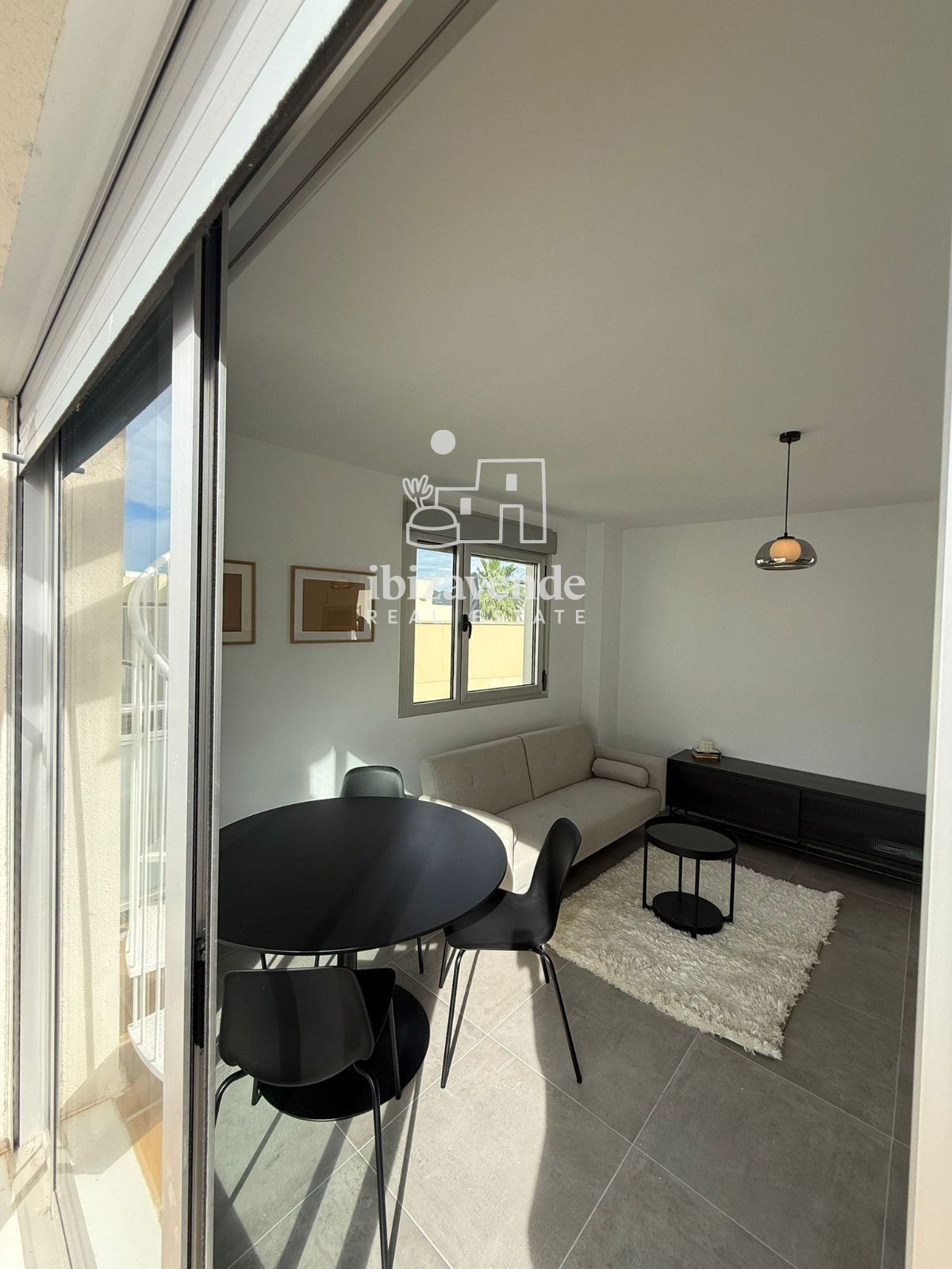 Mobilia Inmueble Image