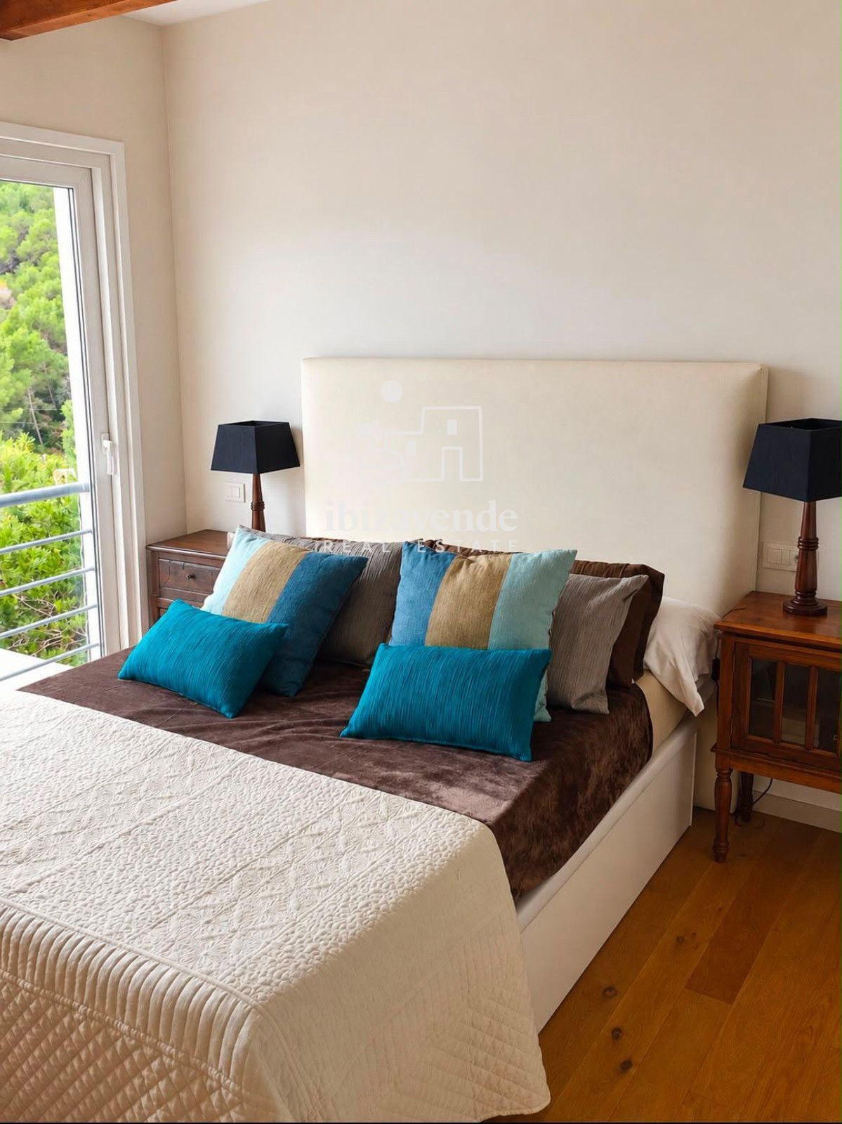 Mobilia Inmueble Image