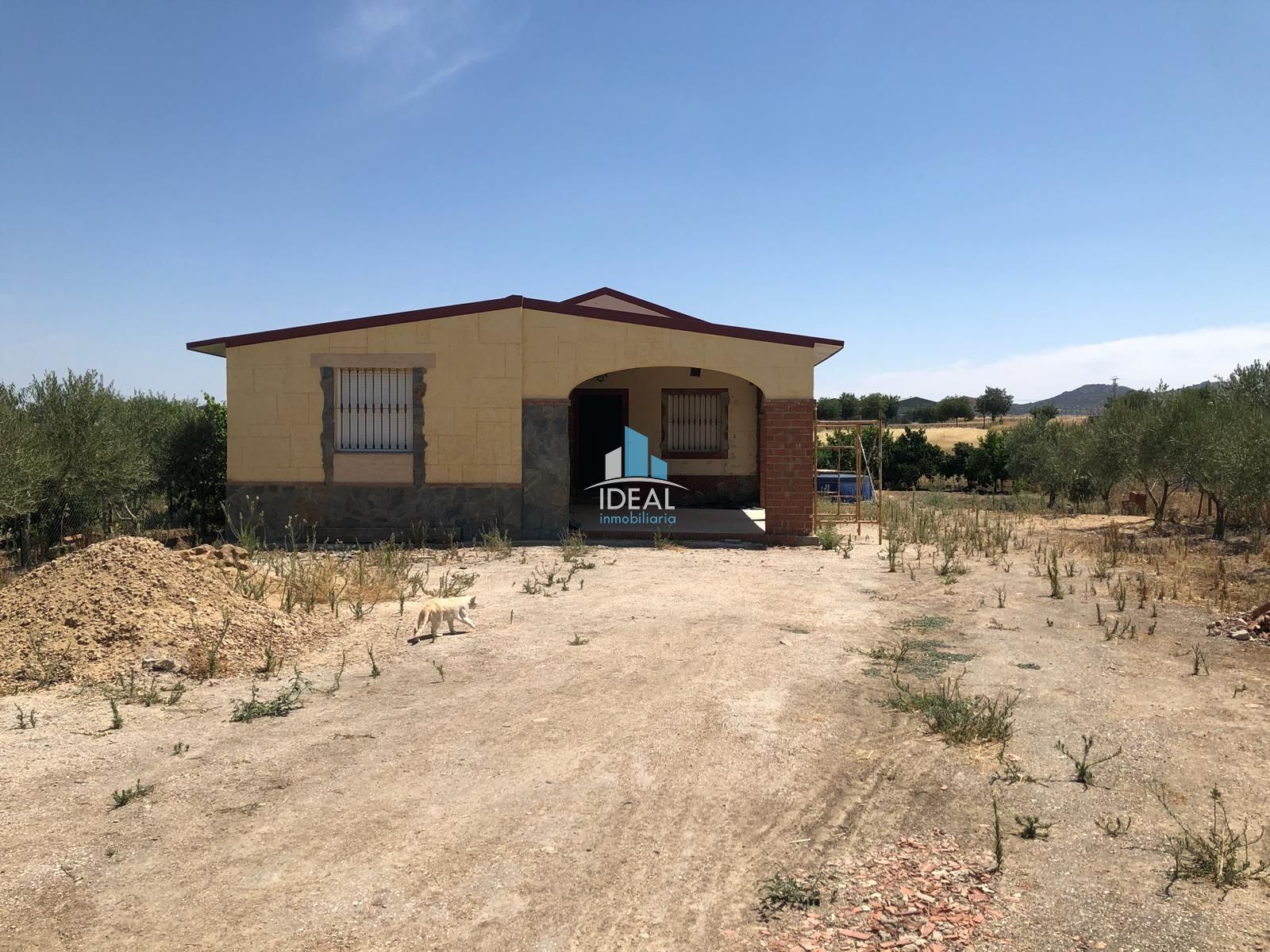 Chalet Rústico en venta en Don Benito, Badajoz Ref 2510