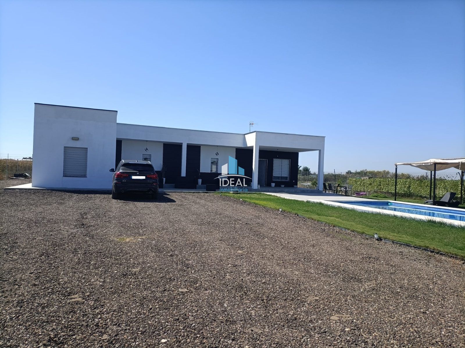 Chalet Rústico en venta Don Benito, Badajoz. Ref: 3022. IDEAL inmobiliaria