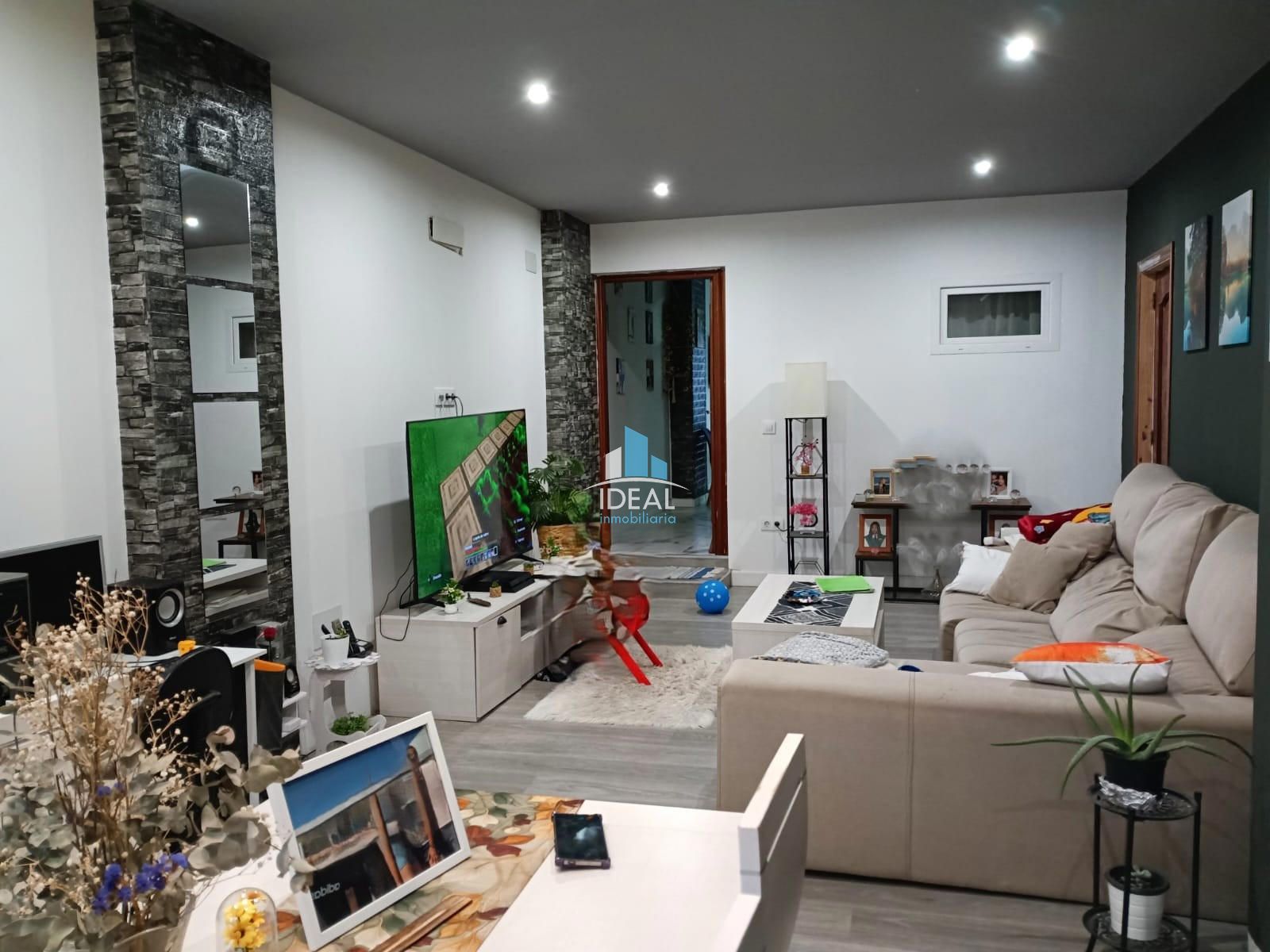 Casa en venta Don Benito, Badajoz. Ref: 3274. IDEAL inmobiliaria