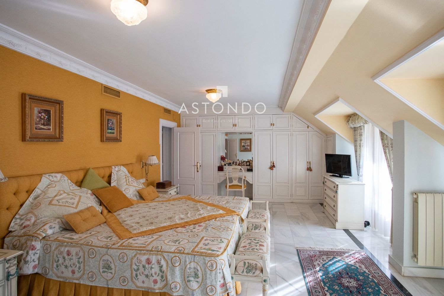Detached villa for sale in Conde Orgaz with 4 bedrooms, 5 bathrooms, a swimming pool, and a garden. - Foto 31