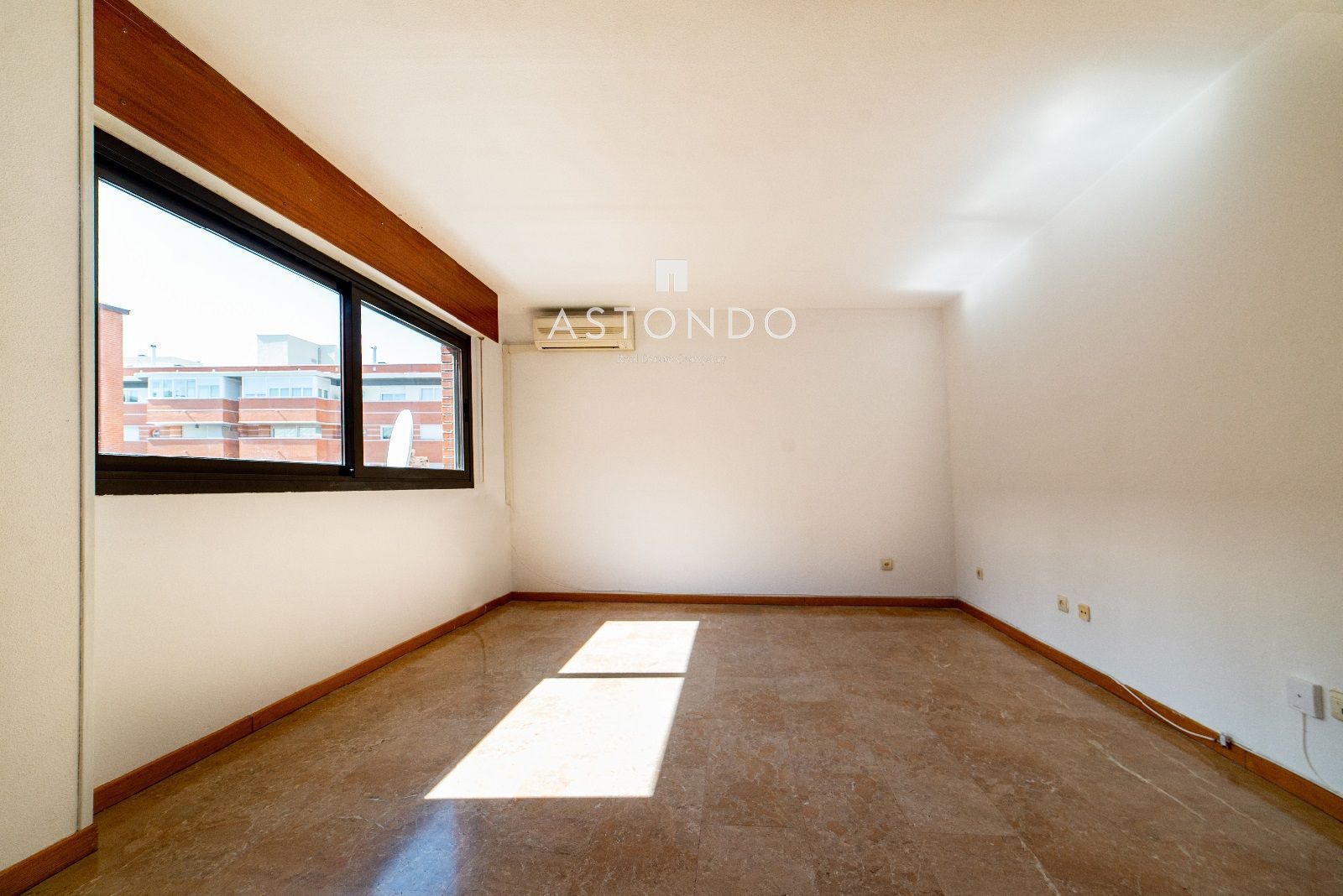 Appartement  à louer Tres Cantos, Madrid. Ref: 3652. ASTONDO REAL ESTATE
