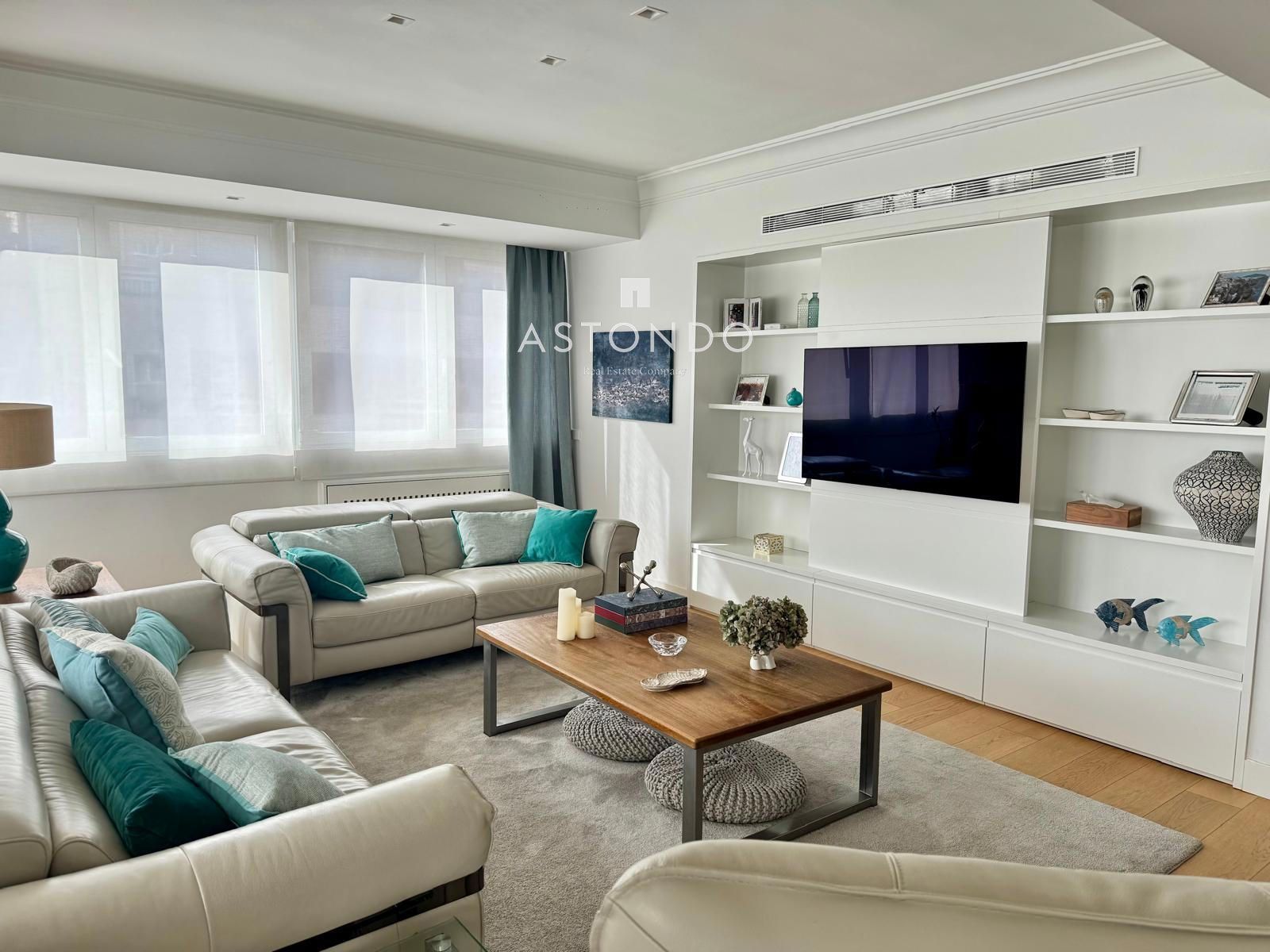 An extraordinary 4-bedroom, 2-bathroom apartment is for sale in Chamartín. Includes garage and storage room. - Foto 22