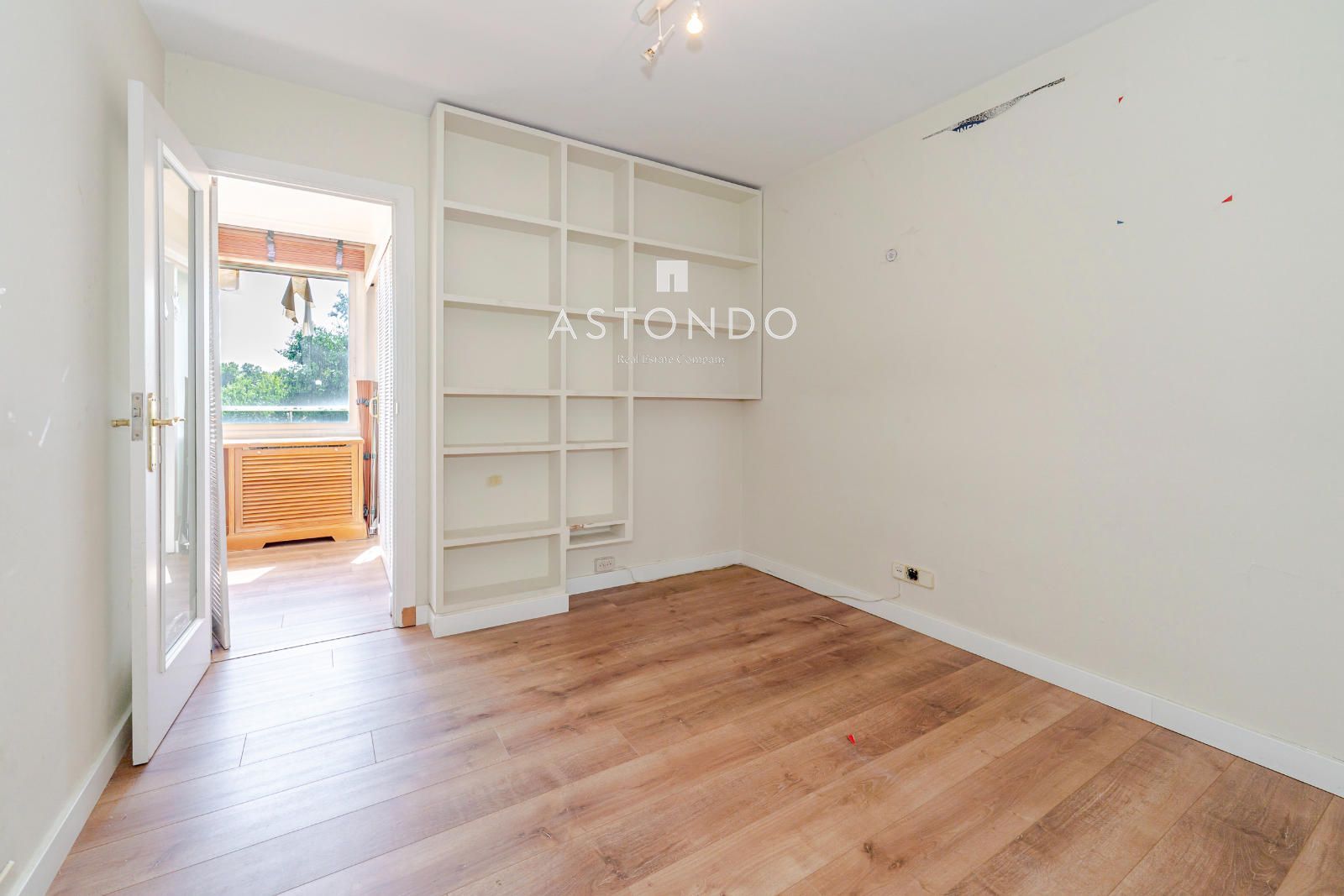 Apartment for sale in Palomas with 4 bedrooms, 3 bathrooms, garage, storage room, and swimming pool. - Foto 19