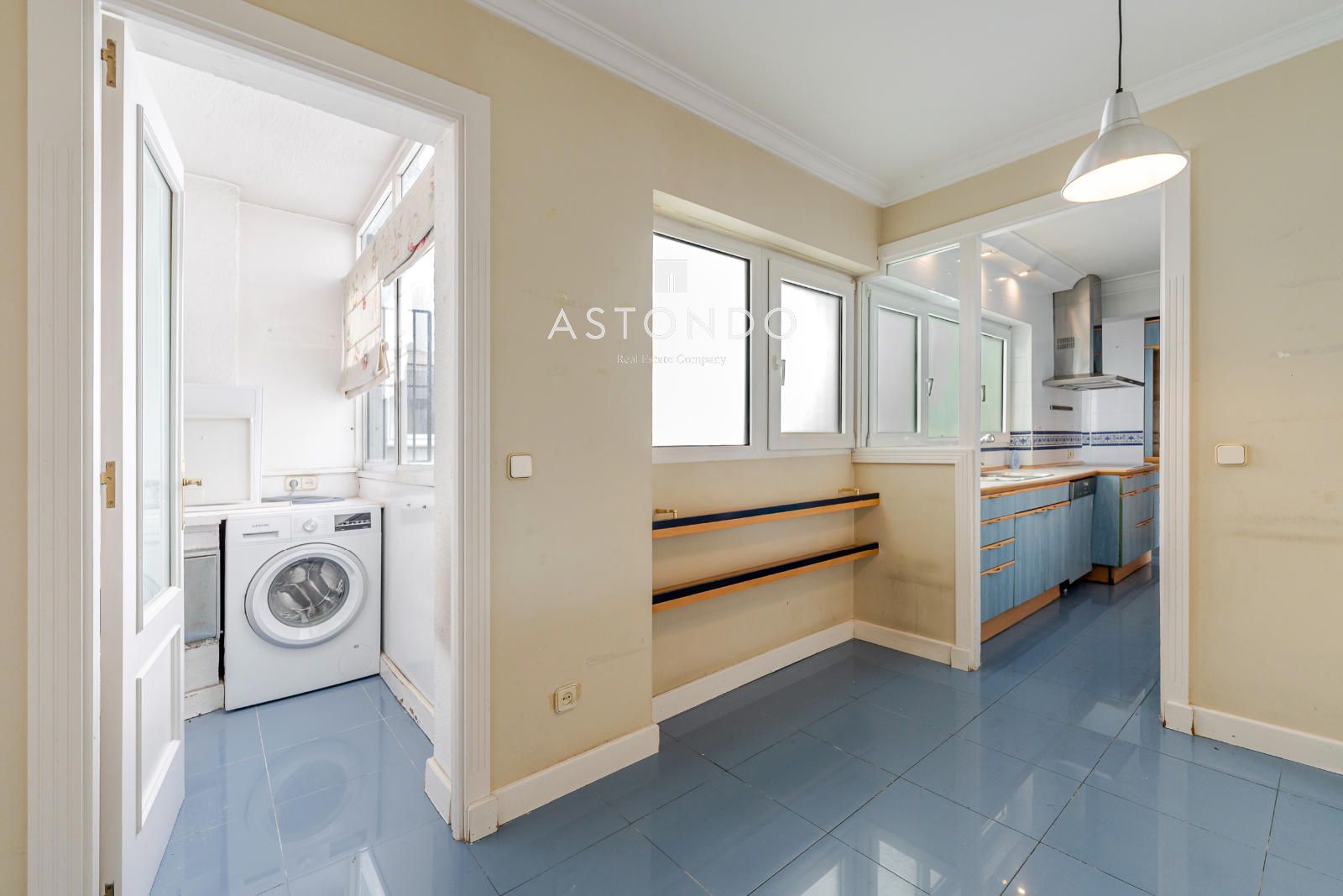 Apartment for sale in Palomas with 4 bedrooms, 3 bathrooms, garage, storage room, and swimming pool. - Foto 13