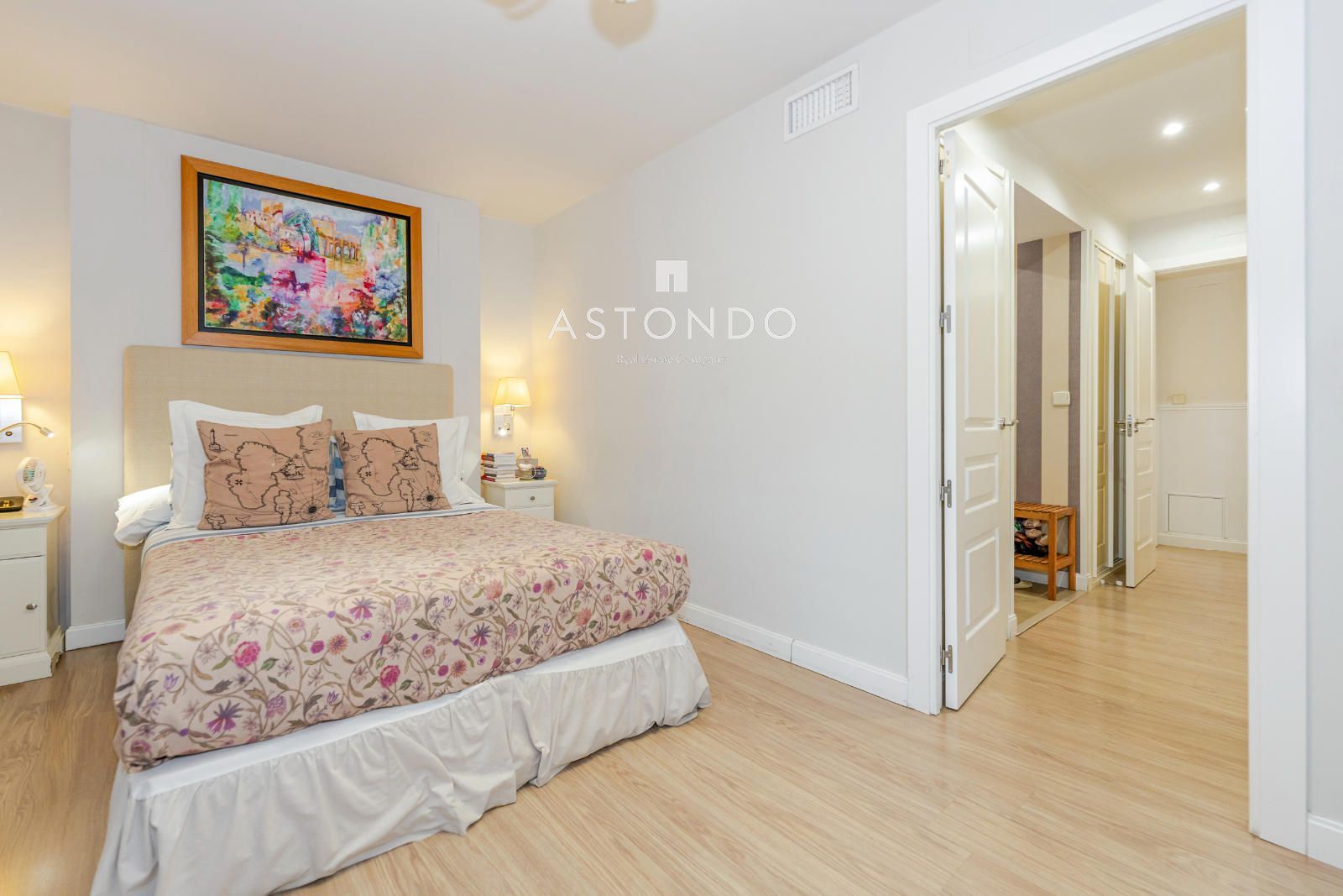 Piso reformado en venta de 4 dormitorios, 4 baños con piscina y garaje. - Foto 25