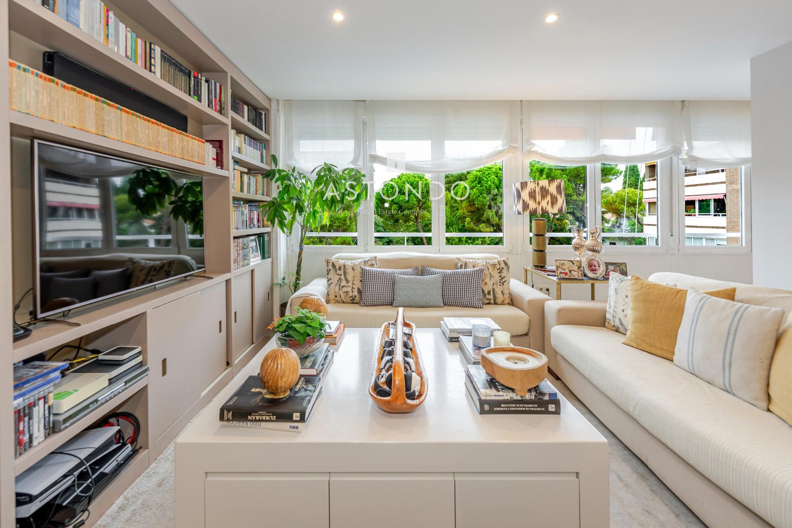 Piso reformado en venta de 4 dormitorios, 4 baños con piscina y garaje. - Foto 8