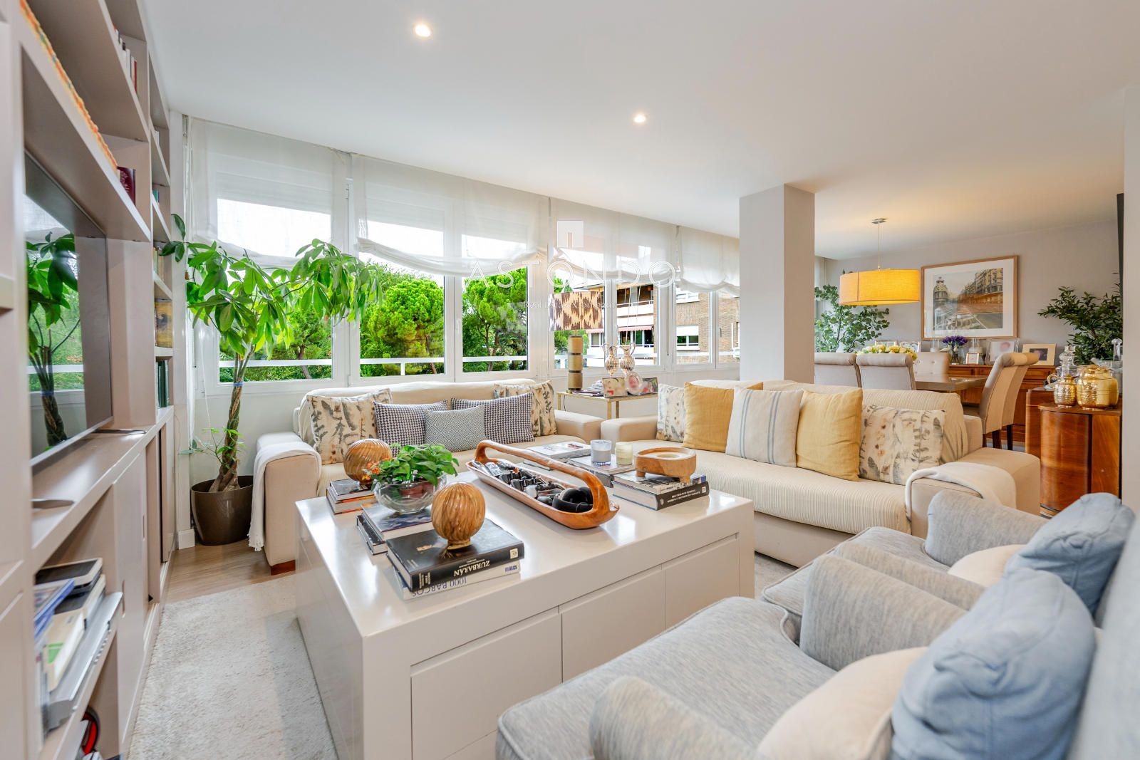 Piso reformado en venta de 4 dormitorios, 4 baños con piscina y garaje. - Foto 9
