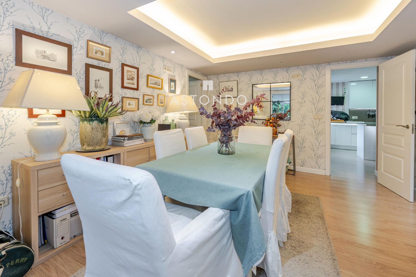 Piso reformado en venta de 4 dormitorios, 4 baños con piscina y garaje. - Foto 14