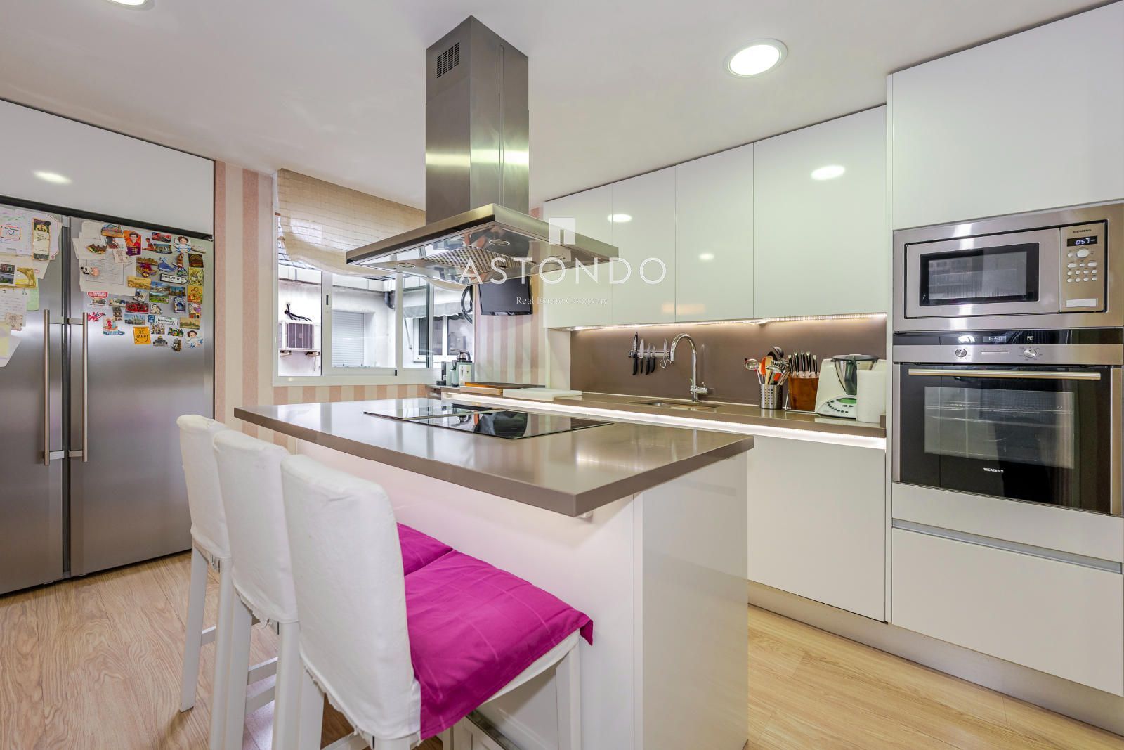 Piso reformado en venta de 4 dormitorios, 4 baños con piscina y garaje. - Foto 39