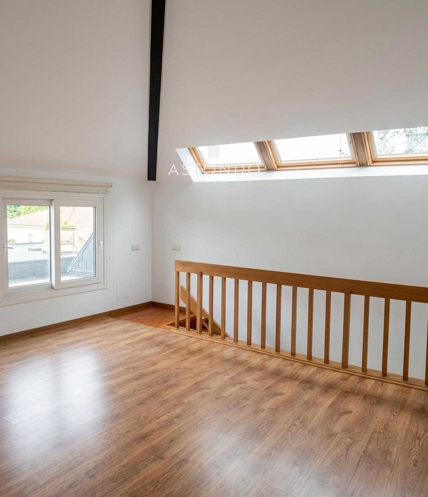 Chalet en venta conde Orgaz de 5 dormitorios, 5 baños, piscina con aerotermia - Foto 24