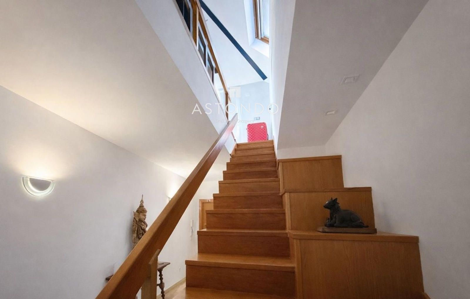 Chalet en venta conde Orgaz de 5 dormitorios, 5 baños, piscina con aerotermia - Foto 10