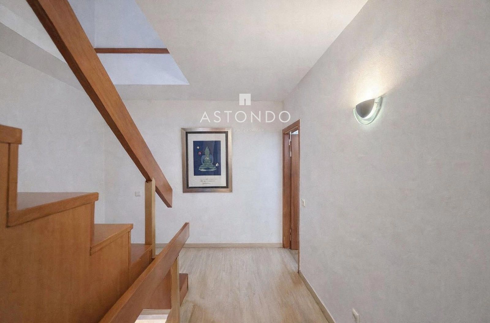 Chalet en venta conde Orgaz de 5 dormitorios, 5 baños, piscina con aerotermia - Foto 13