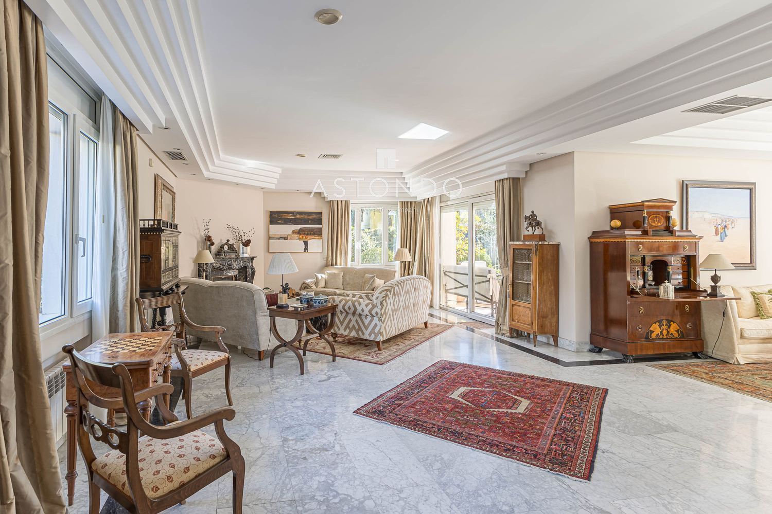 Detached house for sale in Conde Orgaz with 7 bedrooms, 8 bathrooms, and a swimming pool. - Foto 2