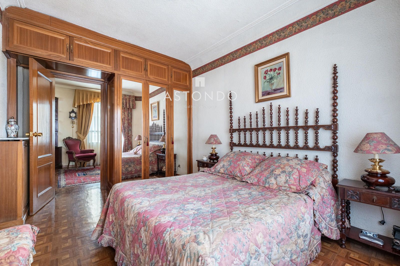 Apartment for sale next to the financial district , featuring 3 bedrooms plus a staff room and 2 bathrooms. - Foto 9