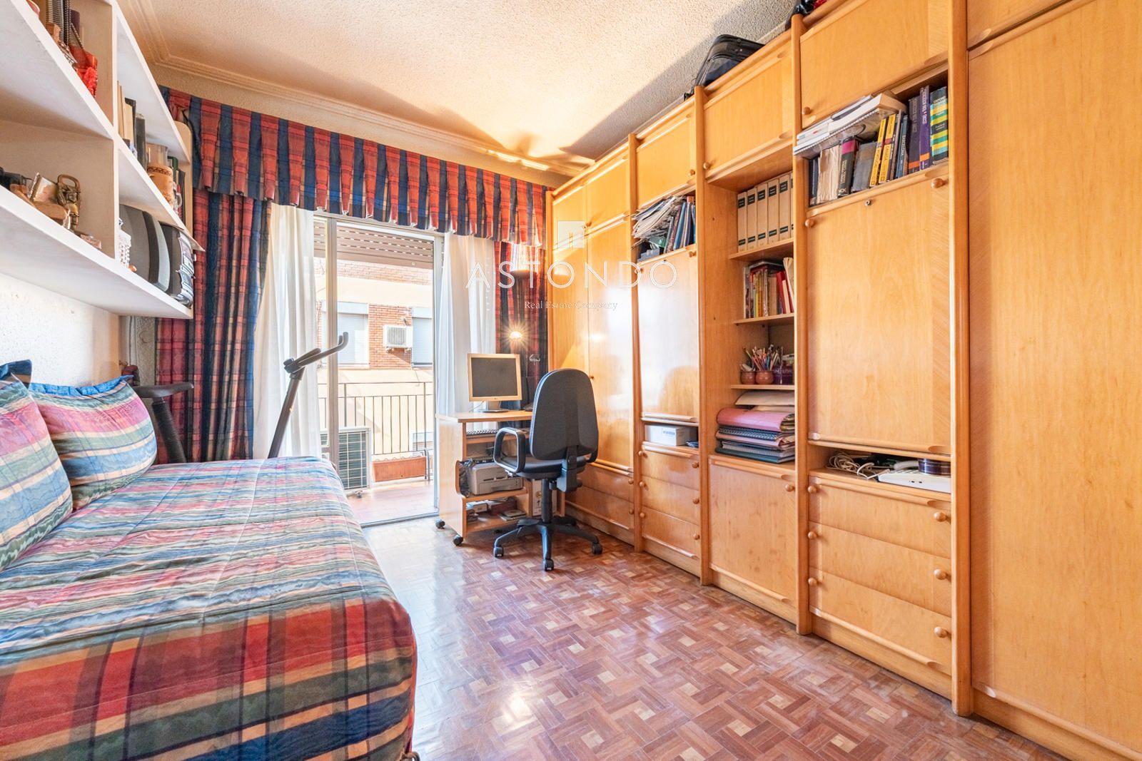 Apartment for sale next to the financial district , featuring 3 bedrooms plus a staff room and 2 bathrooms. - Foto 23