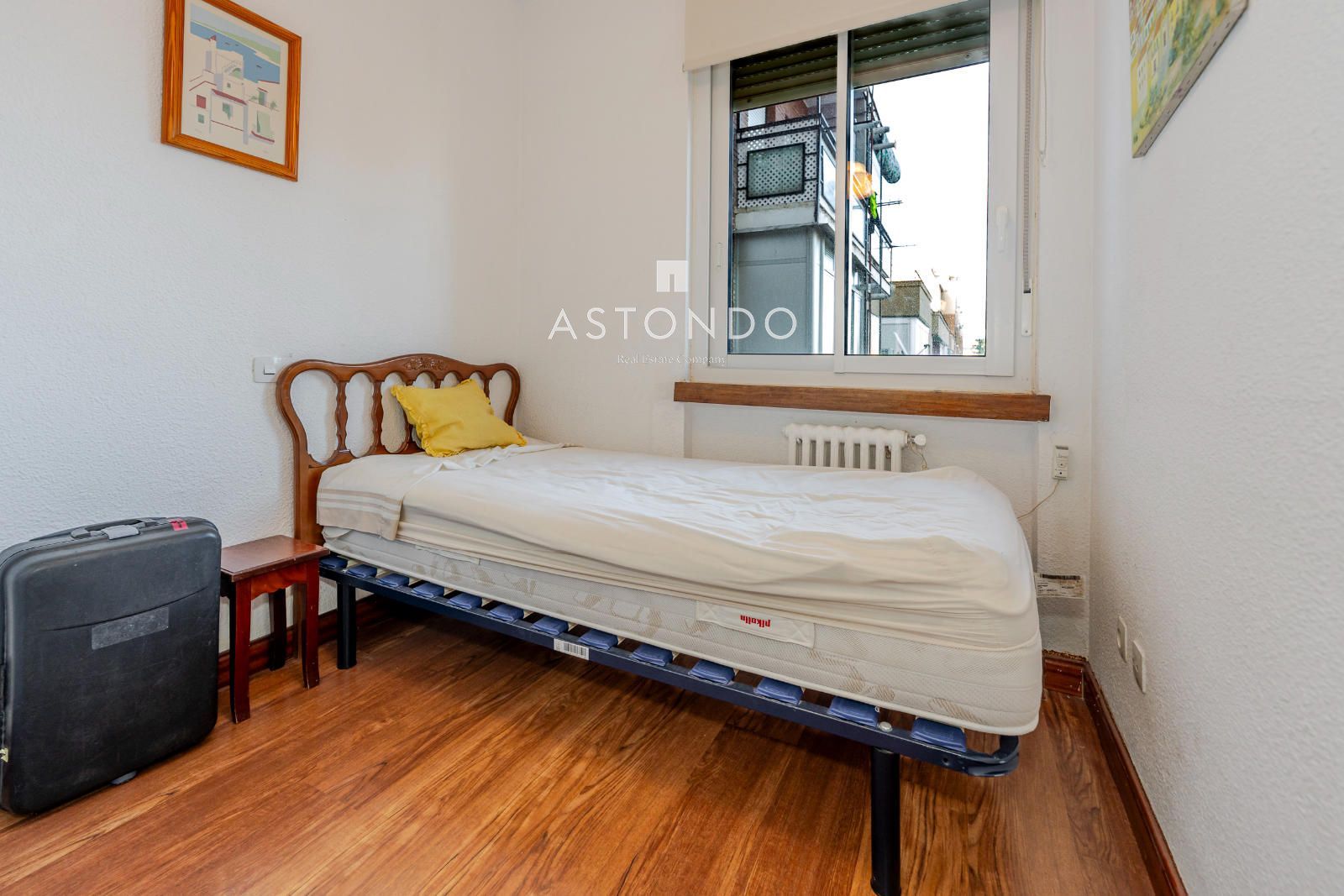 En Guindalera se vende piso con 4 habitaciones y 3 baños, con garaje y terraza - Foto 9