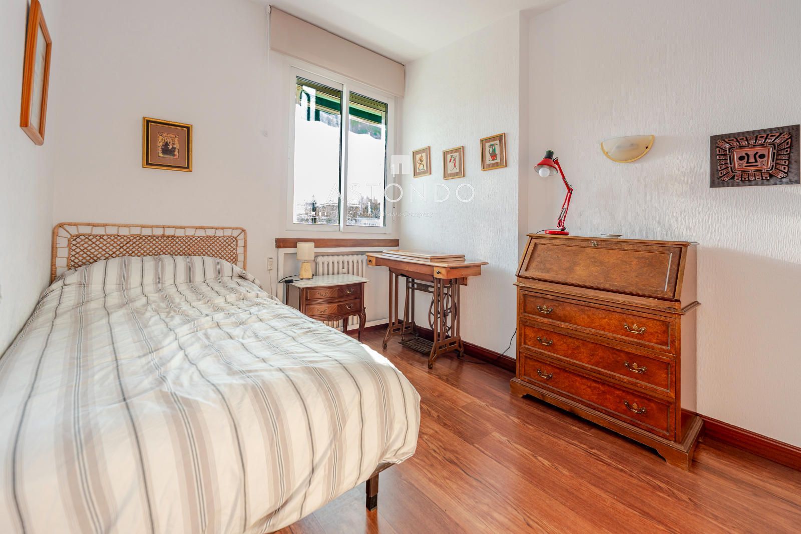 En Guindalera se vende piso con 4 habitaciones y 3 baños, con garaje y terraza - Foto 20
