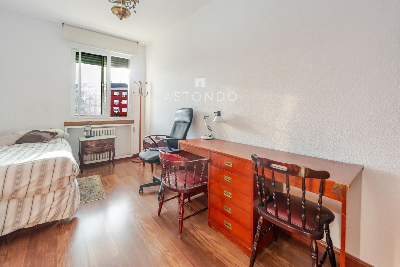 En Guindalera se vende piso con 4 habitaciones y 3 baños, con garaje y terraza - Foto 23