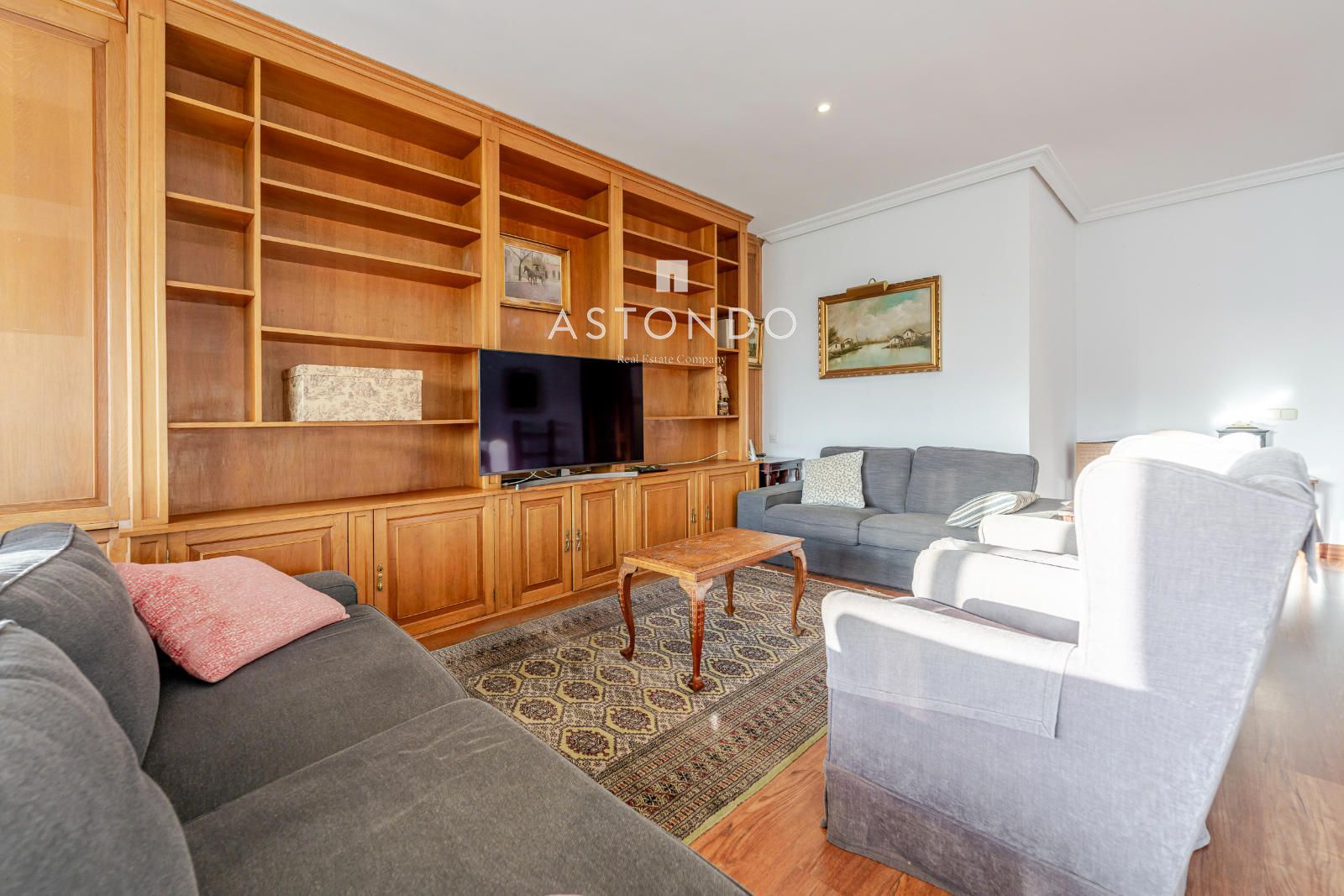 En Guindalera se vende piso con 4 habitaciones y 3 baños, con garaje y terraza - Foto 30