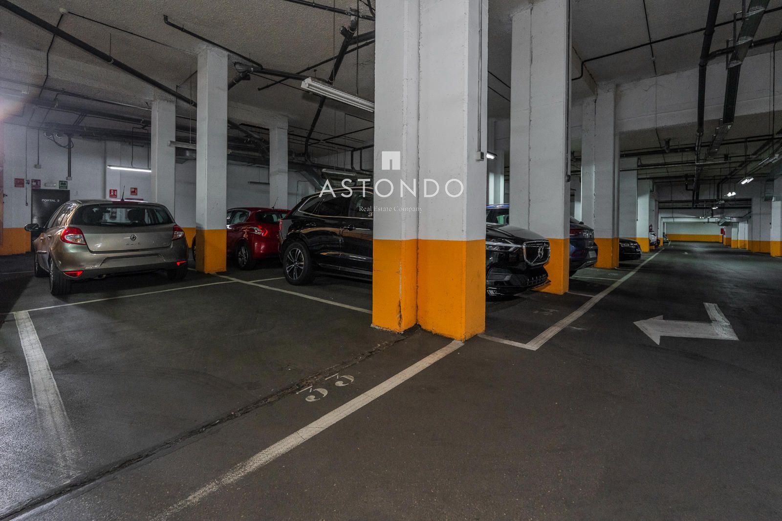 Garage for sale Alcobendas, Madrid. Ref: 5057. ASTONDO REAL ESTATE