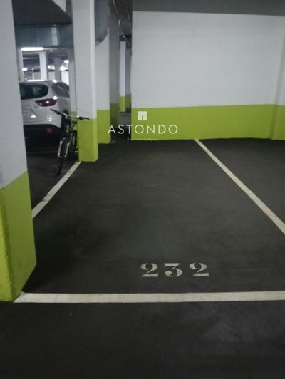 Garaje en venta Alcobendas, Madrid. Ref: 5059. ASTONDO REAL ESTATE