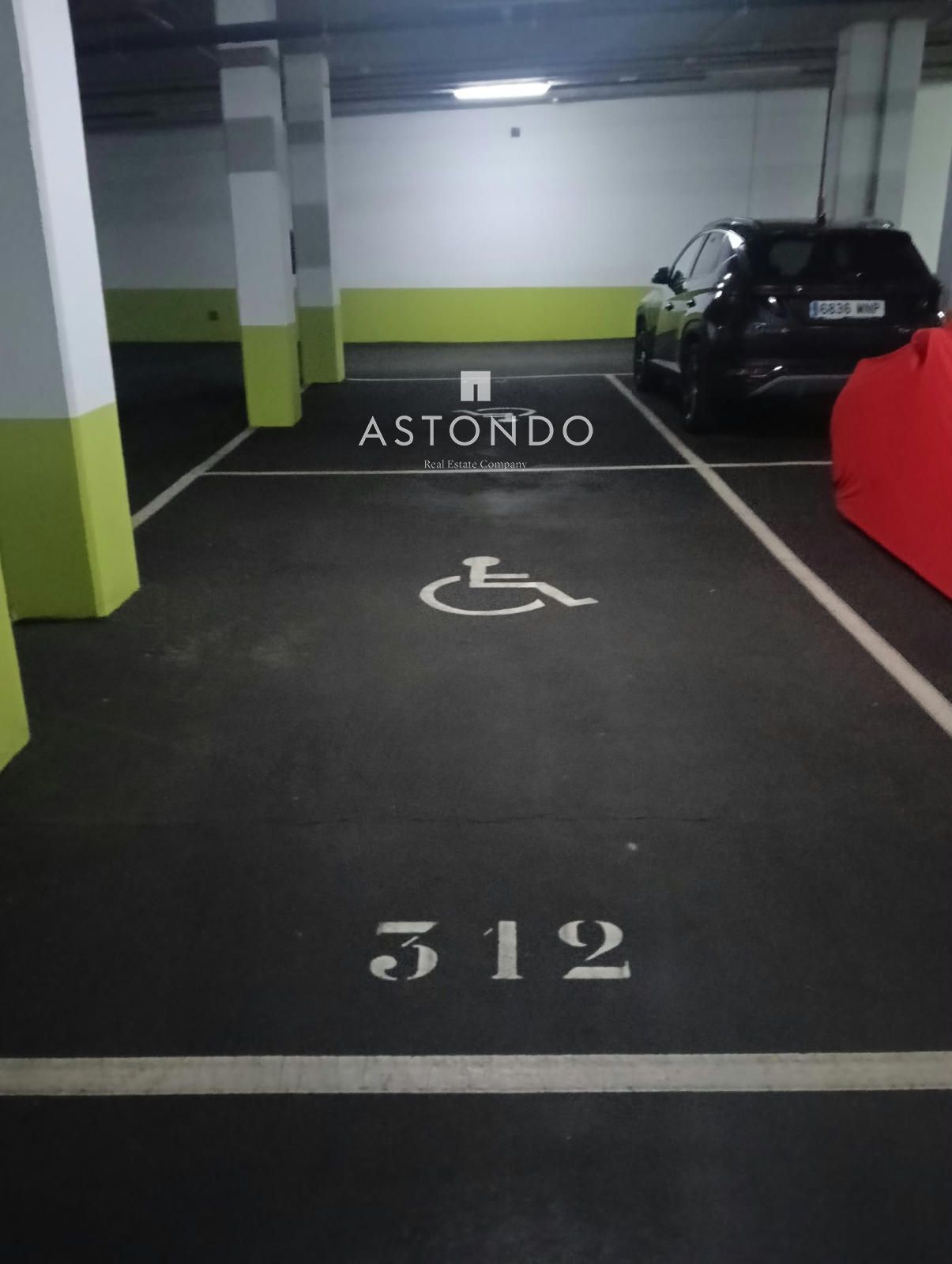 Garage for sale Alcobendas, Madrid. Ref: 5060. ASTONDO REAL ESTATE