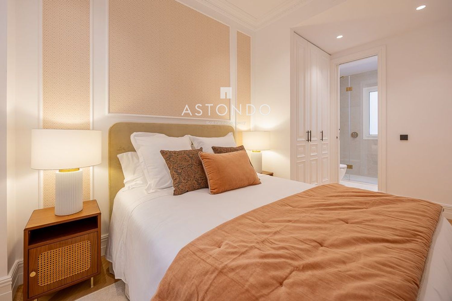 Renovated 3-bedroom, 4-bathroom apartment for sale in Chamberí. - Foto 20