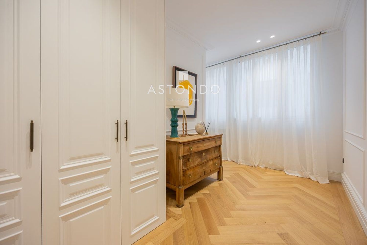 Renovated 3-bedroom, 4-bathroom apartment for sale in Chamberí. - Foto 23