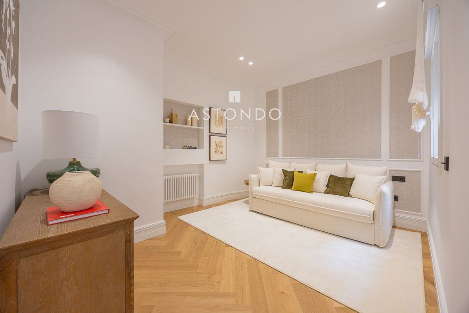 Renovated 3-bedroom, 4-bathroom apartment for sale in Chamberí. - Foto 25