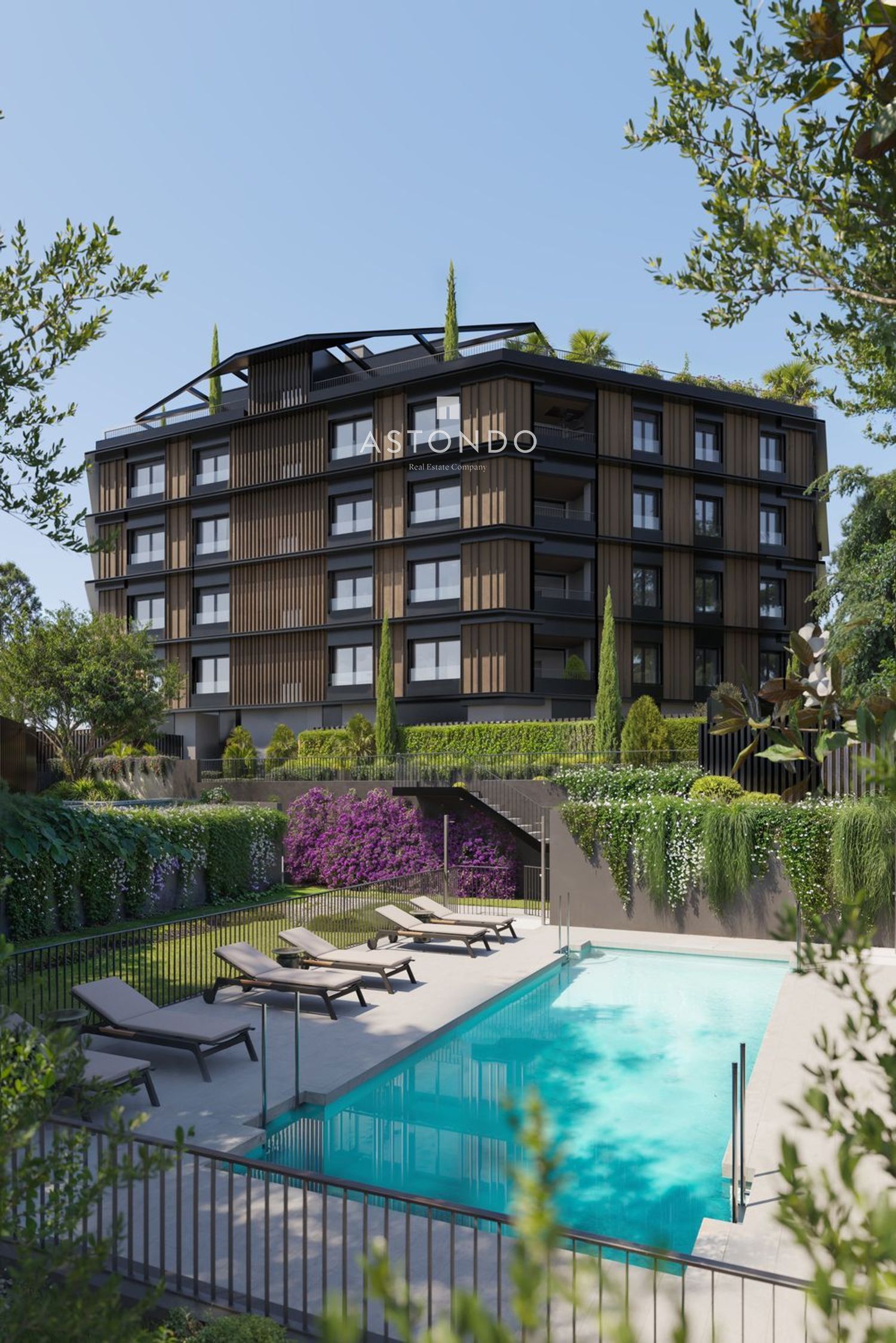 A 3-bedroom, 2-bathroom apartment is for sale in Arturo Soria, featuring a terrace, swimming pool, storage room, and garage. - Foto 5