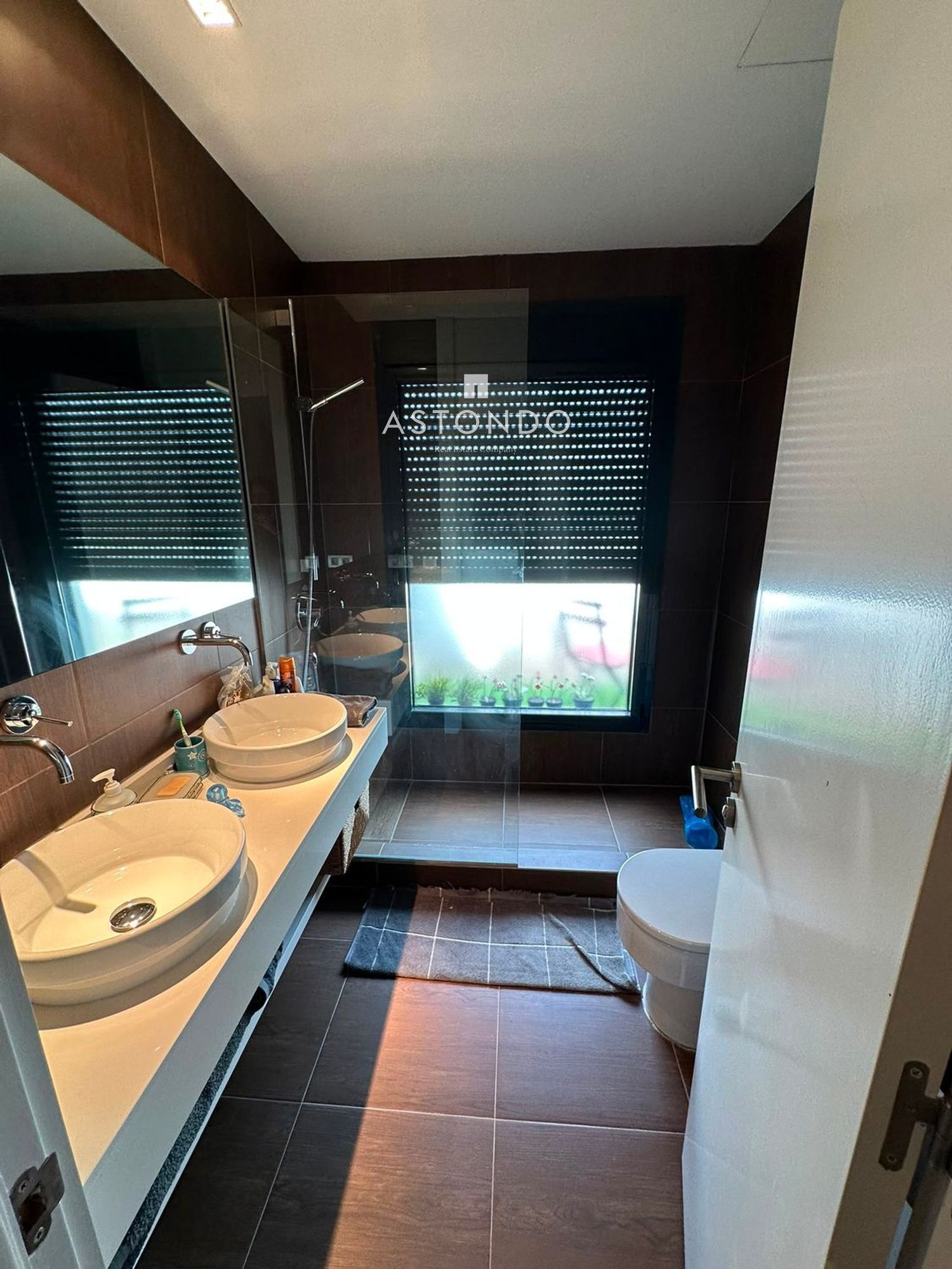 En Boadilla se vende chalet de 4 habitaciones y 4 baños. Garaje y piscina - Foto 13