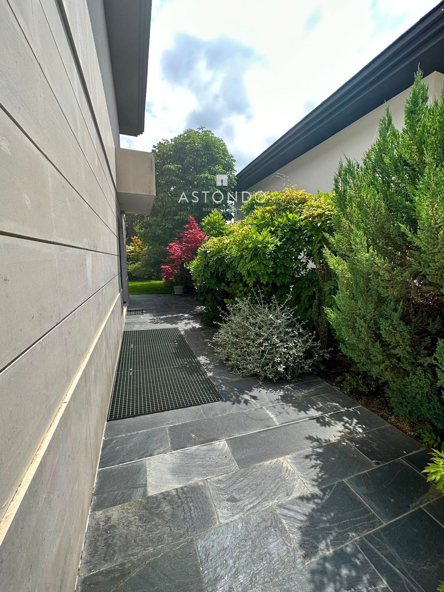 En Boadilla del Monte, se vende chalet adosado con 5 habitaciones y 5 baños - Foto 5
