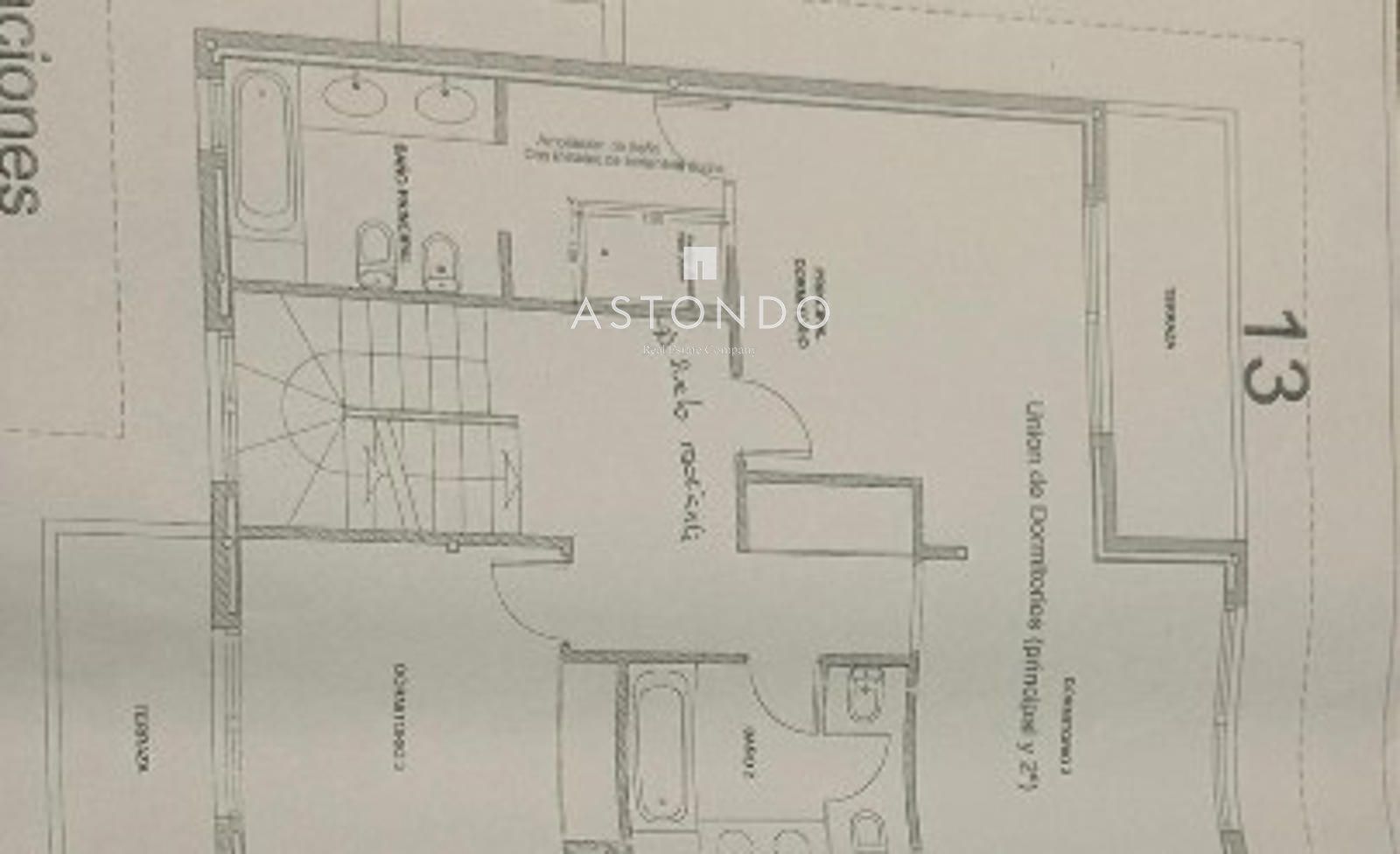 Plano - En Boadilla del Monte, se vende chalet adosado con 5 habitaciones y 5 baños