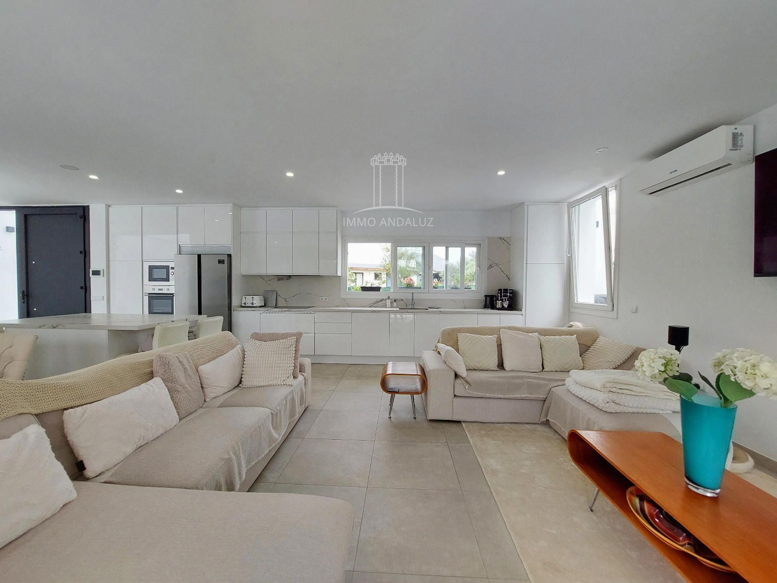 Lujosa y moderna villa de 3 dormitorios y 3 baños con piscina privada y jardines paisajísticos, situada en una popular urbanización de golf San Andres - Foto 34