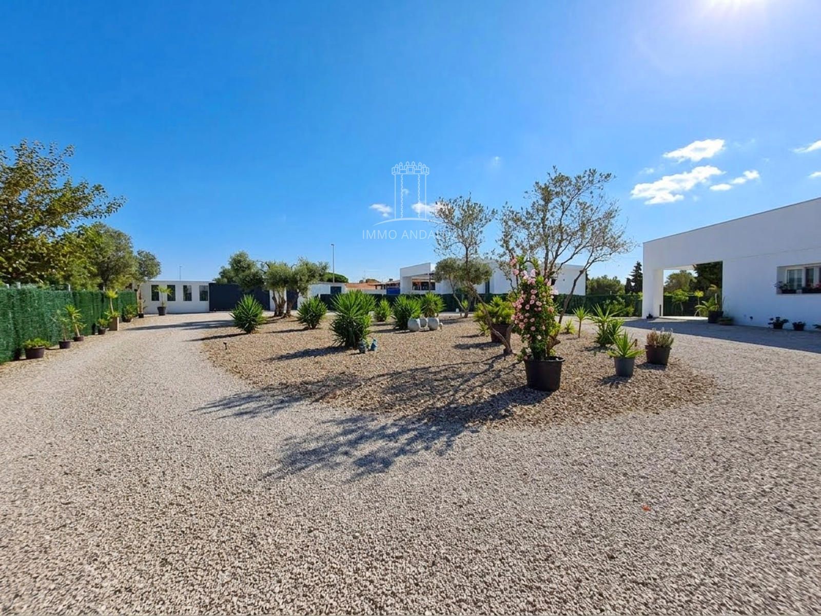 Lujosa y moderna villa de 3 dormitorios y 3 baños con piscina privada y jardines paisajísticos, situada en una popular urbanización de golf San Andres - Foto 44