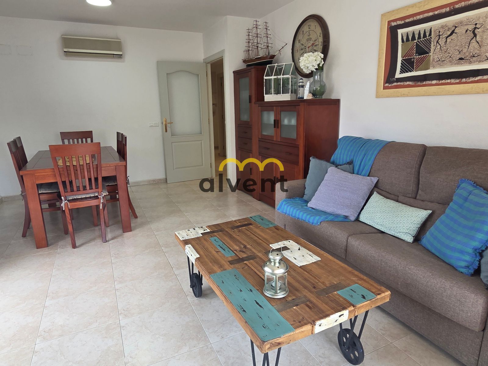 Apartamento con terraza, piscinas y parking doble a 150 m de la playa - Foto 7