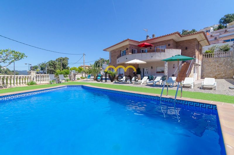 Chalet Independiente en venta Lloret de Mar, Girona. Ref: 1056. ALVENT IMMO