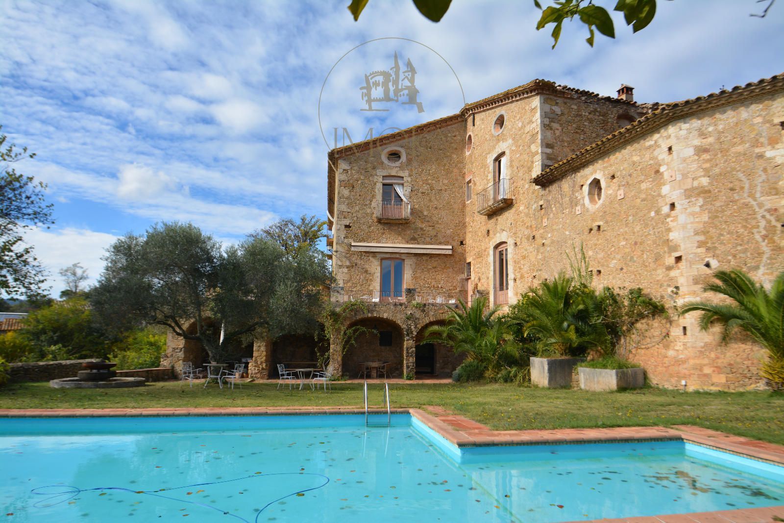 Castillo en venta Besalú, Girona. Ref: 1362. IMOKA