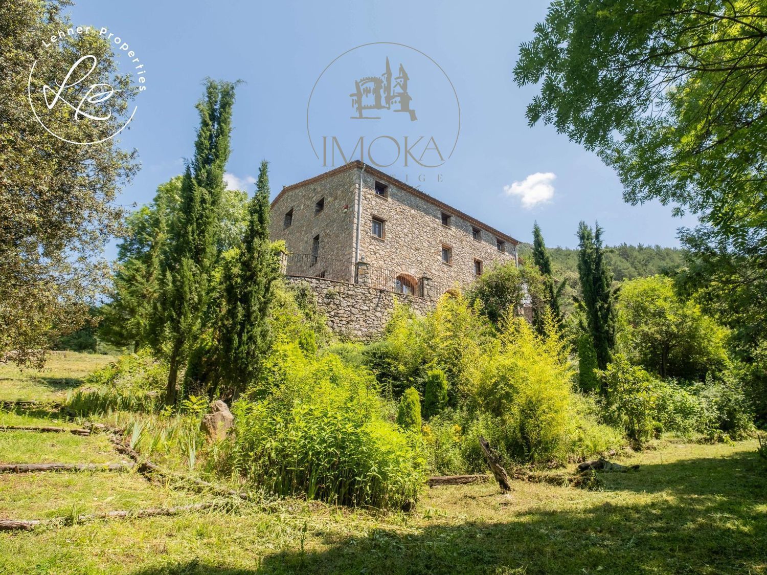 Singular Building for sale Olot, Girona. Ref: 1420. IMOKA